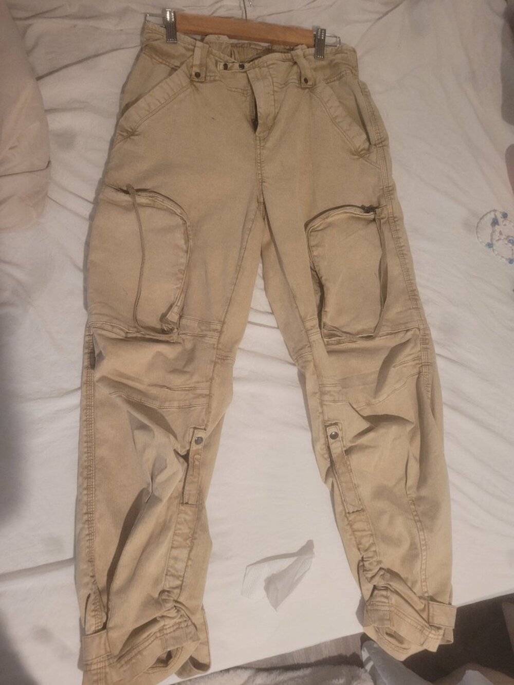 Khaki Free People cargo pants never worn